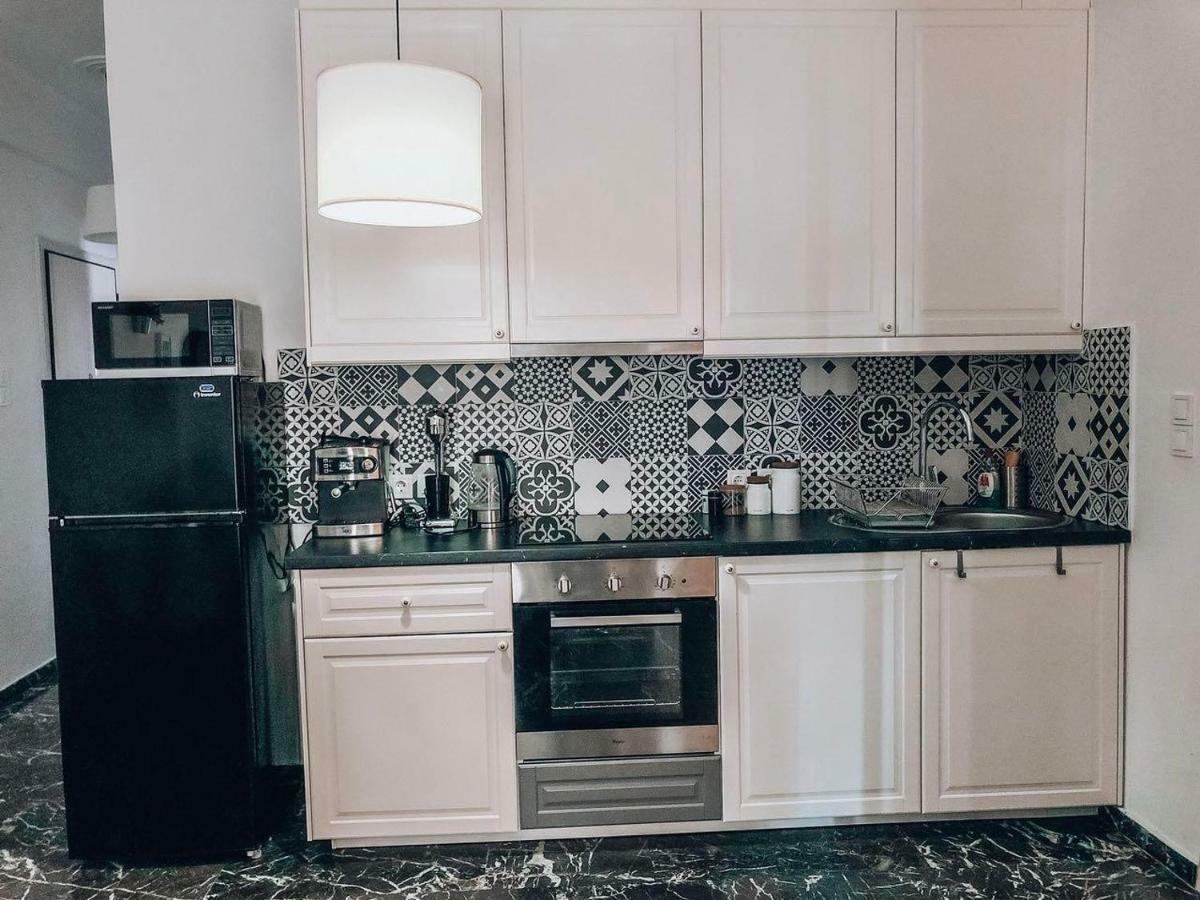 133 Sokratous, Black Marble. Athens Ngoại thất bức ảnh